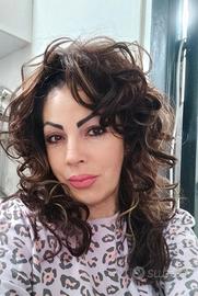 Cameriera sui piani di albergo o b&b