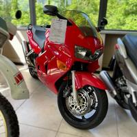 Honda VFR 800