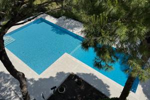 Bilocale frontemare con piscina e posto auto