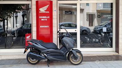 Yamaha X-Max 300