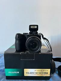 Fujifilm finepix S2000 HD