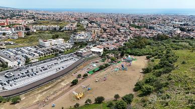 Pilota ed Operatore drone, foto e video"