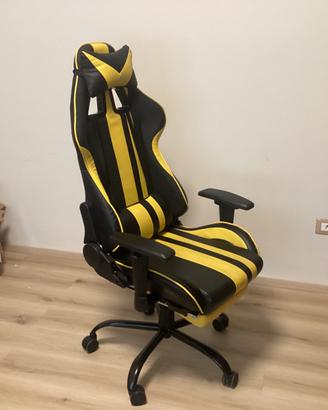 Sedia da gaming gialla e nera