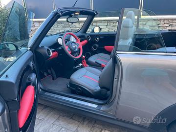 MINI COOPER CABRIO 1600 BENZINA ANNO 2013