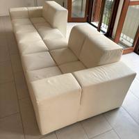 Divano componibile in pelle bianco