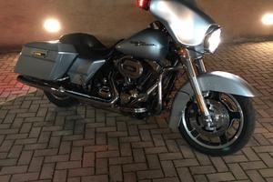 Harley davidson street glide