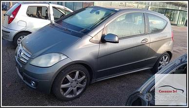 MERCEDES Classe A W169 per ricambi