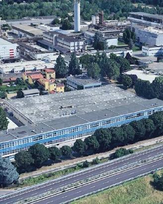 Immobile di 11580 m² a Rodano