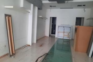 Locale commerciale Via Enrico Fermi