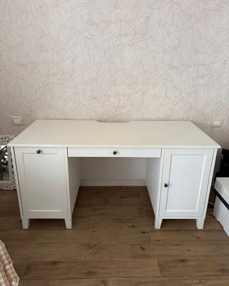 Scrivania IDANÄS Ikea