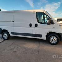 C260-Fiat Ducato 35q 3.0 Natural Power L2H1 IVA ES