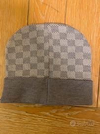 Cappello e sciarpa Louis vuitton