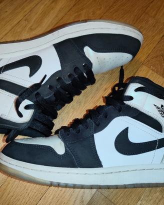 JORDAN 1 MID DIAMOND 