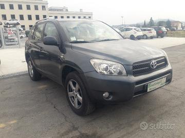 Ricambi Toyota Rav 4 2.2 D4d Anno 2007