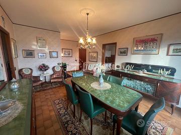 AMPIO QUADRILOCALE CON DUE BAGNI E GARAGE - LIBERO