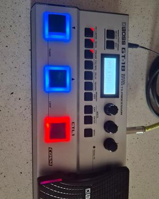 Boss GT 1B pedaliera multieffetto per basso 