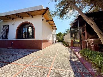 VILLA SINGOLA A CARINI