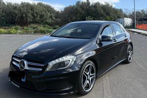 Mercedes Benz Classe A180 AMG PREMIUM