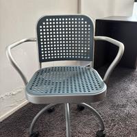 Sedia Silver girevole di Vico Magistretti