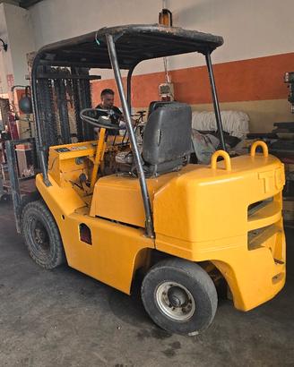 Muletto Gasolio TCM 2500 kg