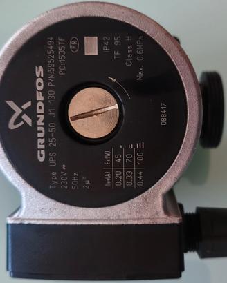 Grundfos UPS 25-50J1-130 circolatore riscald