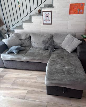 divano letto con chaise longue