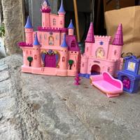 castello giocattolo rosa