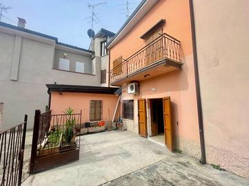 CASA INDIPENDENTE A MONTICHIARI