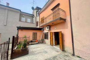 CASA INDIPENDENTE A MONTICHIARI