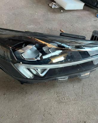 Faro Anteriore Destro Full LED Ford Focus MK4