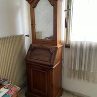 Secretaire antico con specchiera