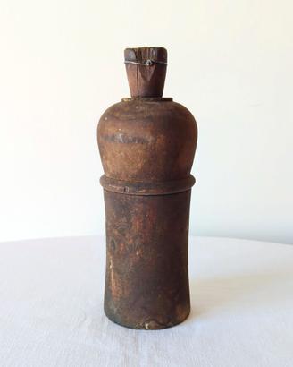 Antica tappatrice manuale in legno per bottiglie