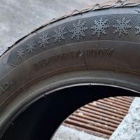 Pneumatici invernali 215/60 R17