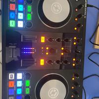 Console dj TRAKTOR CONTROL S2 +TASTIERA MIDI +PAD