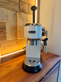 Delonghi Dedica Macchina da caffè