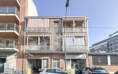 Appartamento a Torino Via Mombarcaro 3 locali
