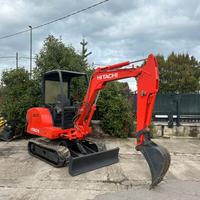 E203 Mini escavatore 25 q Hitachi Zaxis