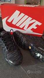 Nike Air Max Triple Black
