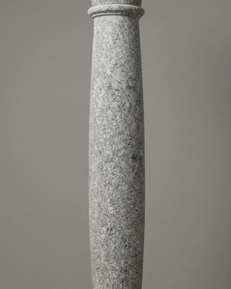 Colonna in pietra