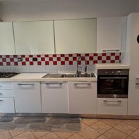 Cucina completa 3,90 m con elettrodomestici 