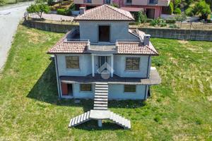 CASA INDIPENDENTE A MONTE GRIMANO TERME