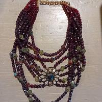 Collana vintage in granatine multifili