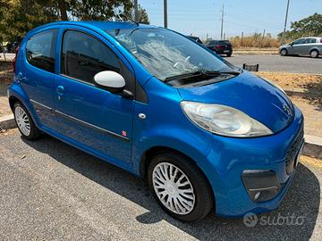 Peugeot 107 superga
