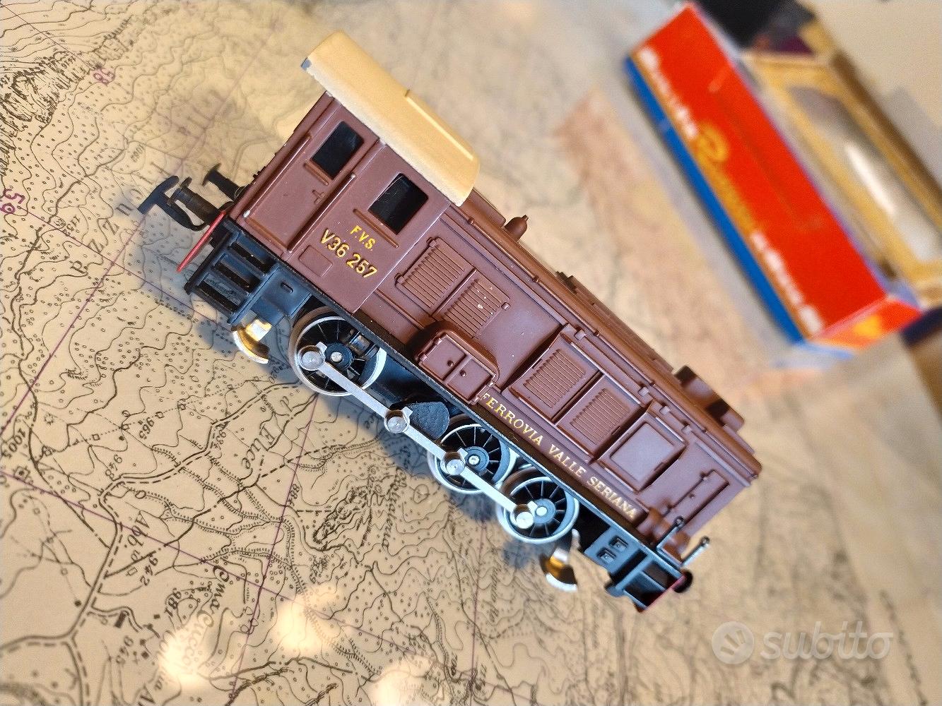 Trix - 2464FVS Locomotiva Diesel Da Manovra, A Tre Assi, V36 Della Ferrovia Valle Seriana Livrea Marrone Ep Iii