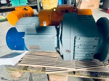 Motoriduttore RF87 dv 100L4 big/es1t