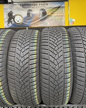 4 Gomme Goodyear 215/60R16 Invernali 90% Residui