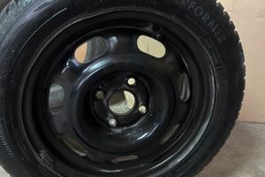 4 Gomme e cerchi R14