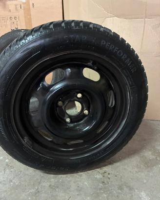 4 Gomme e cerchi R14