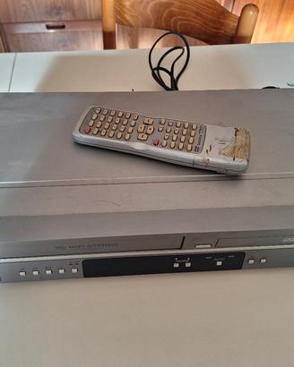 lettore vhs/dvd Hitachi