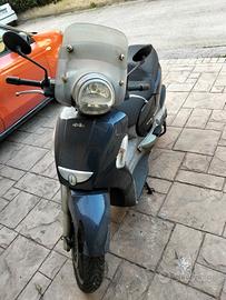 Aprilia Scarabeo 400